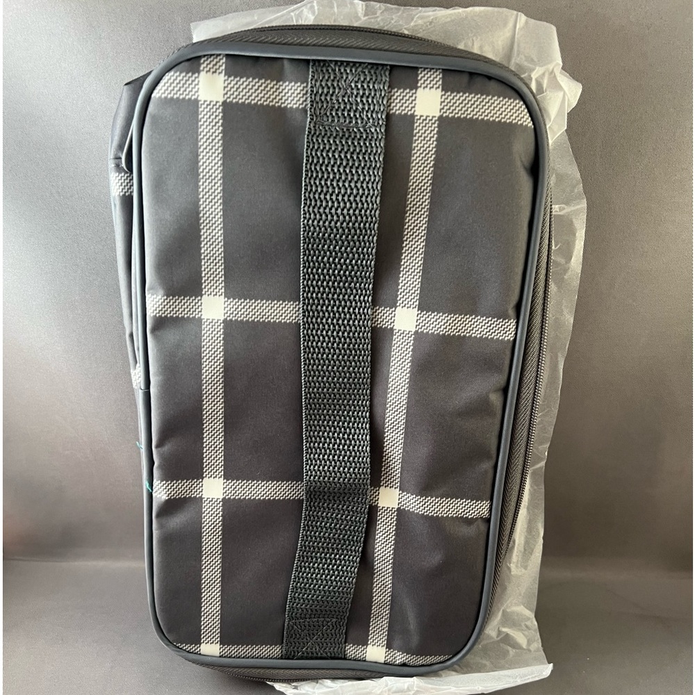 NWT - Glamour Case - windowpane plaid